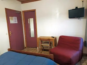 Auberge Du Bez - Image 2