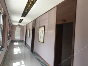 Yi De Abode - Image 4