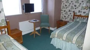 Arden Court - Image 2