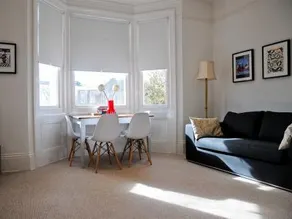 Shelley Apartment - Image 4