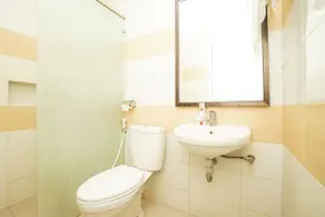 OYO 255 98 Residence - Image 4