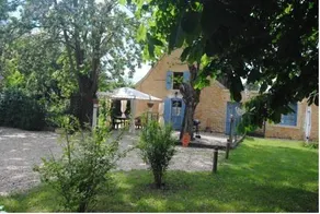 Live like a local at The French Country Cottage - Les Chouettes - Image 2