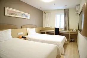 7Days Inn Changchun Hongqi Street University Town Nanhu Plaza Branch - Image 2