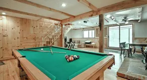 Bartlett Townhome w/Game Room Deck & Pool Access - Image 3