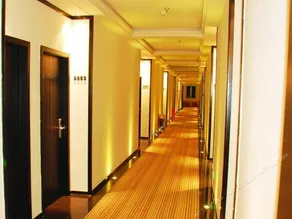 Monsoon Boutique Hotel (Chongqing Olympic Sports Center Subway Xietaizi) - Image 2