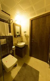 A Palace Hotel & Suites - Image 2