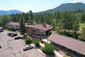 Twin Owls Motor Lodge - Image 2