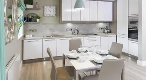 Sea View Apartment - Image 4