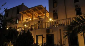 Club Acacia Hotel - Image 3