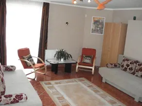 Sziszi Panzio - Image 3