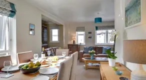 Spacious Holiday Home in Sandwich Kent near River - Image 2