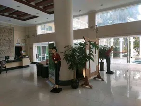 East Garden Spring Hotel - Image 4