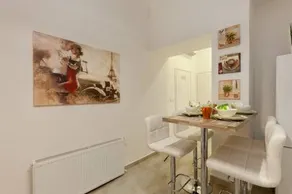 Elegante Home City Center - Image 3