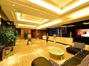 Yuehong Boutique Hotel - Image 2