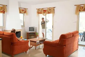 Blue Water Bay Villas - Image 2