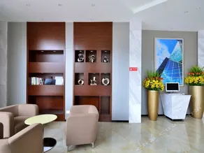 Jinhong Business Hotel - Image 4