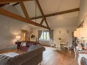 Hautbois Hall - Image 4
