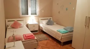 Apartment Lava - Image 4