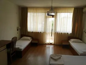 Guest House Diana - Image 3