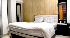 Hotel Pratap Palace - Image 2