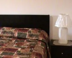 American's Inn - Image 2