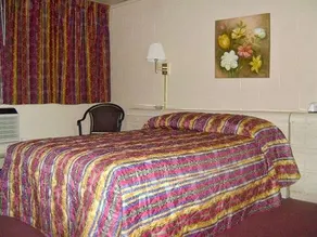 Plantation Motel - Image 4