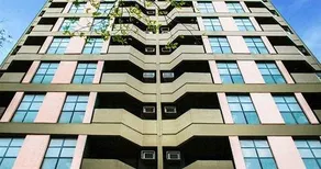Cezanne Plaza Apart Hotel - Image 2