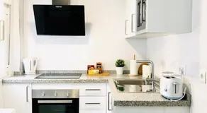 Spacious apartment with terrace - Near Málaga city center - Image 5