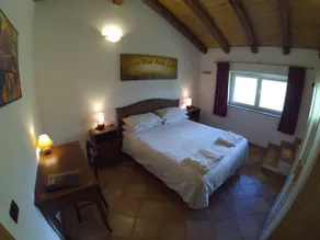 Al Campo Di Sotto Bed & Breakfast - Image 4