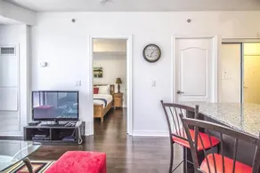 Maryam SuitesOld Leslie Suites - Image 2