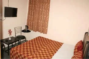 Hotel Kailash Inn - Image 2