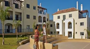 Opomar 2 bed Apt AO By Pola - Image 3