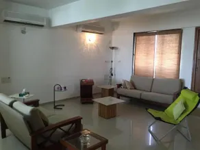 Plaza Pent House - Image 1