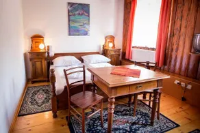 Guest House Gosti če Gačnk V Logu - Image 2