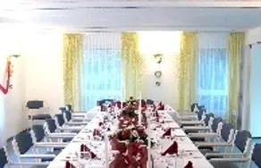 15 Ahh Pension - Image 3