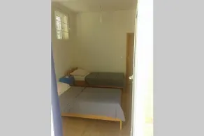 Holiday Home with free parking by the beach - Image 5