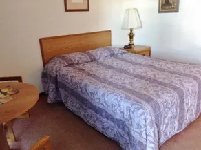 Skyline Motel - Image 2