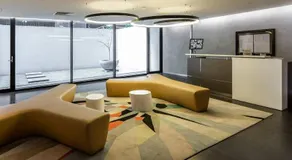 LIGHT, AIRY, SPACIOUS QUEENS ROAD APARTMENT - Image 5