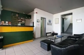 Pegasus Hotel & Apartments - Image 4