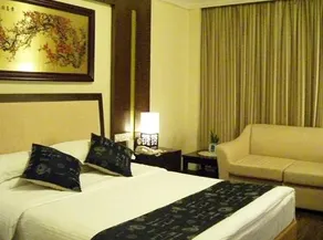 Red Crowned Crane Hotel Qingdao - Image 3