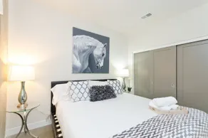 Premier Downtown LA 3BD Gorgeous Suite - Image 1