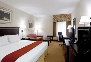 Fairfield by Marriott Inn & Suites Columbia Lexington - Image 3