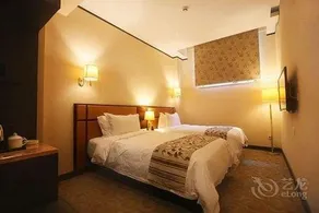 Mei Haiwan (Convention and Exhibition Center Island Ring Road) - Image 2