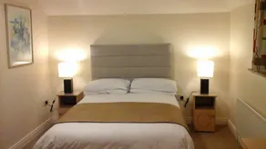 Connolly's Guesthouse - Image 2