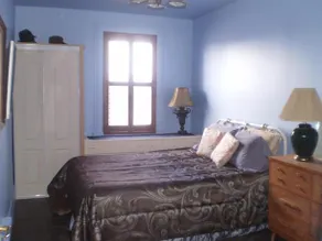 Actinolite Bed & Breakfast - Image 4