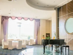 Golden Eagle Hotel - Image 2