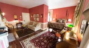 The Thomas Bond House Bed & Breakfast - Image 3