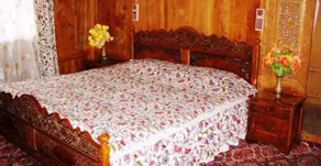 Majestic Houseboat - Image 5