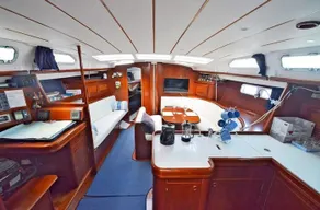 Jasmine Coral Jay Boutique Botel - Image 2