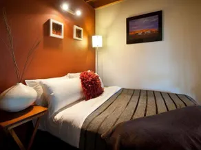 The Lodge - Image 2
